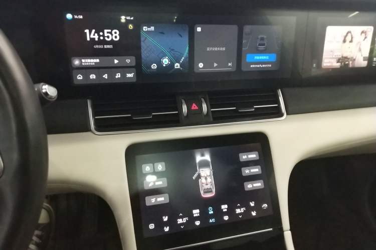 Used Li Auto ONE 2021 Extended-Range 6-Seater Version Audio And AC Panel