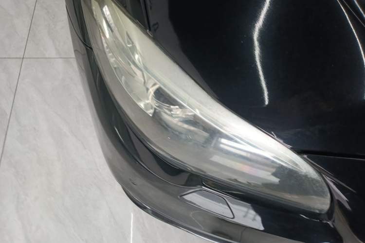 Used BMW 5 Series 2014 520i Elegant Edition Right Front Headlight