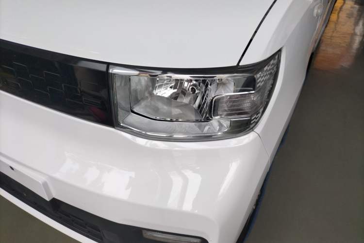 Used Wuling Hongguang MINIEV 2021 Macaron Premium Model – Lithium Iron Phosphate
