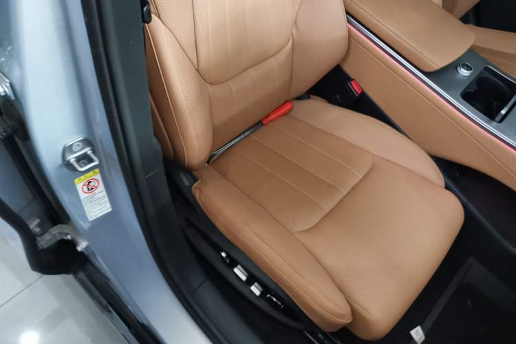 Used BYD Han L 2025 EV Four-Wheel Drive LiDAR Flagship Model