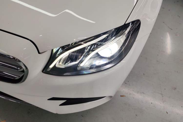 Used Mercedes-Benz E-Class 2016 E 200 L Sport Edition Left Front Headlight