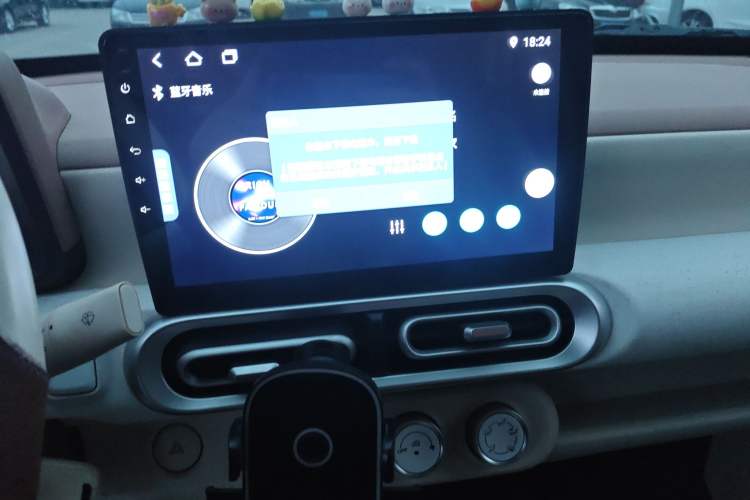 Used Wuling Hongguang MINIEV 2024 3rd Generation 215km Youth Edition Audio And AC Panel