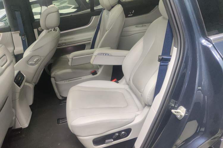 Used Hima AITO M9 2024 Range-Extended Ultra Version 42 kWh 6-Seater Model
