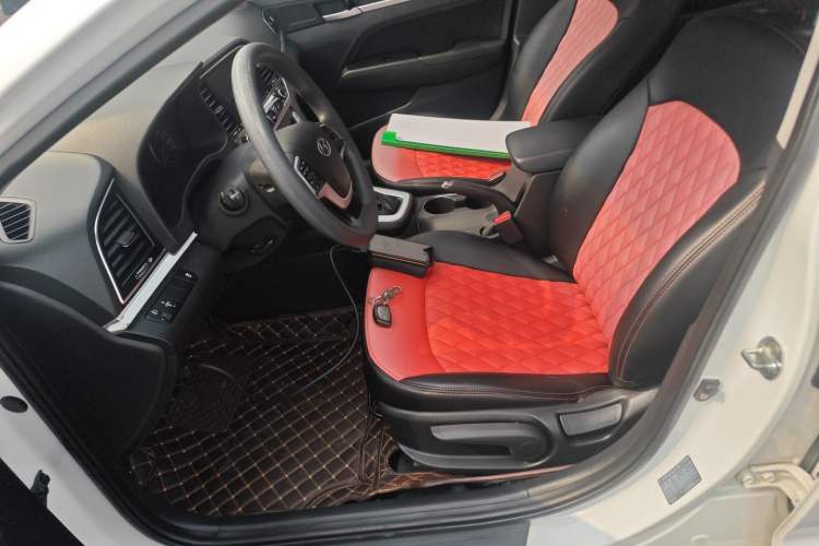 Used Hyundai Elantra (6th Generation / Lingdong) 2016 1.6L Automatic ZhiXuan · Youth Edition