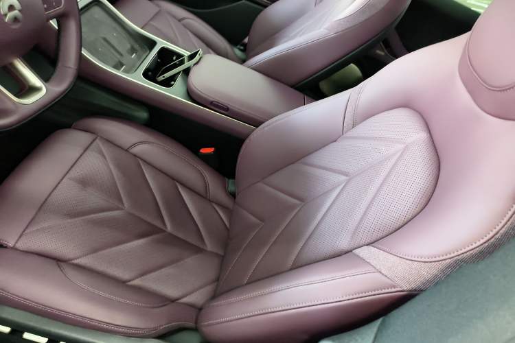 Used Nio ET5T 2025 75 kWh Touring
