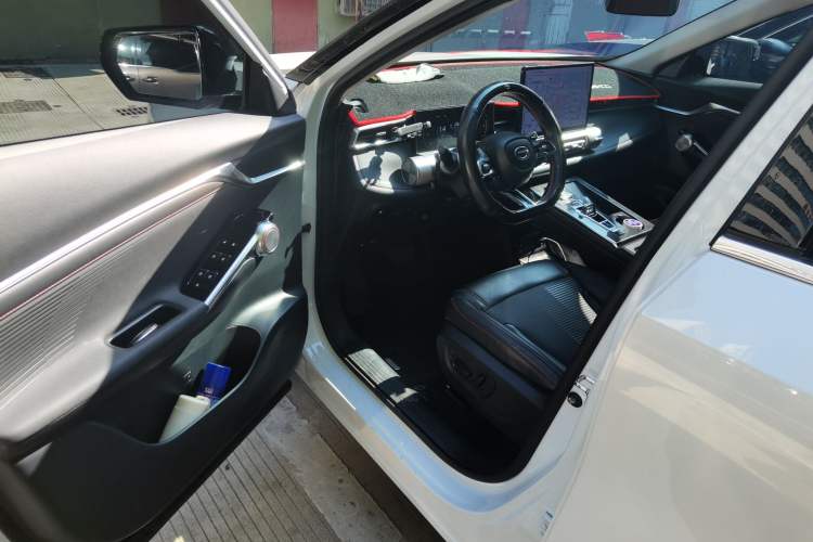 Used GAC Trumpchi EMKOO 2022 1.5T Supernova Pro Edition Driver Seat