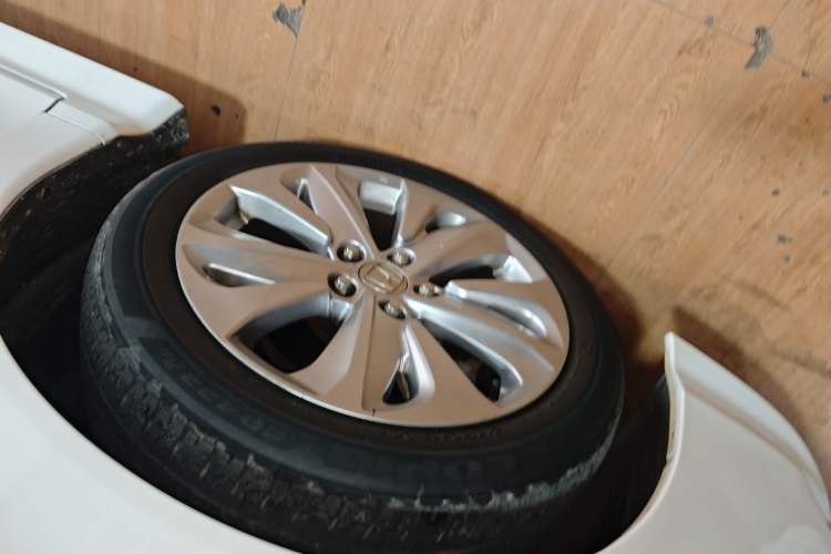 Used Honda Jade 2017 1.8L automatic Comfort version 5 seats
