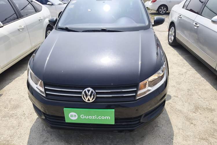 Used Volkswagen Santana 2016 1.4L Manual Fashion Edition Front