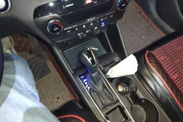 Used Hyundai Tucson 2015 1.6T Dual-Clutch Two-Wheel-Drive Smart Model
