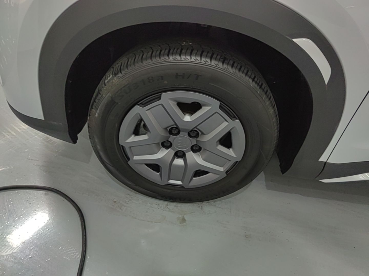 BYD Yuan UP 2025 Model 301KM Leading Version — снимка 10