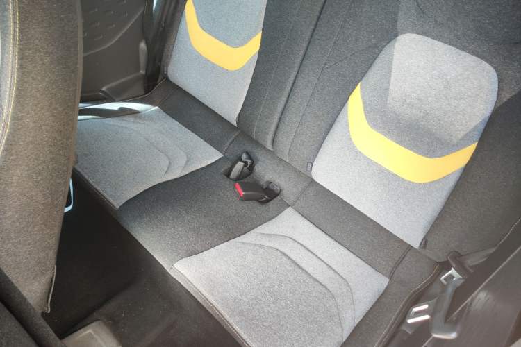 Used Chery New Energy QQ Ice Cream 2022 170km Sundae Phosphate Lithium-Ion