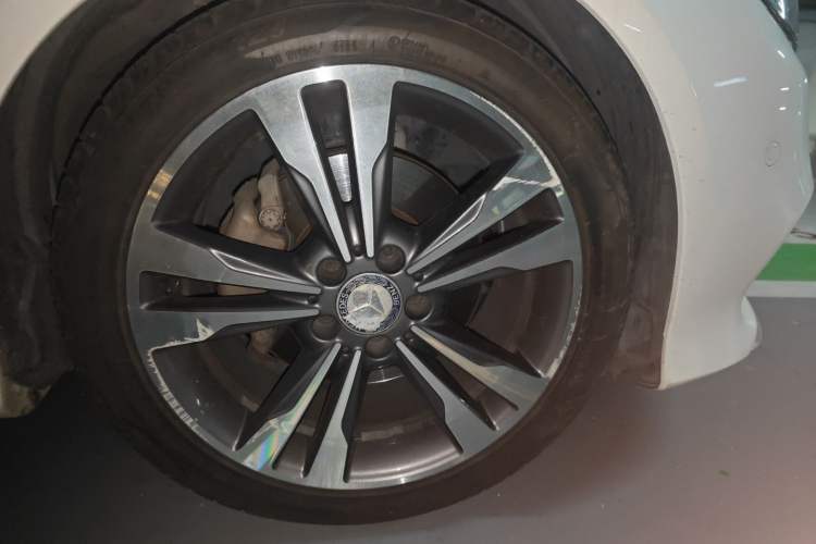 Used Mercedes-Benz E-Class 2015 E 200 L Sport Edition