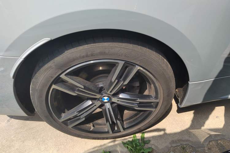 Used BMW 4 Series 2023 425i M Sport Package Exterior 5