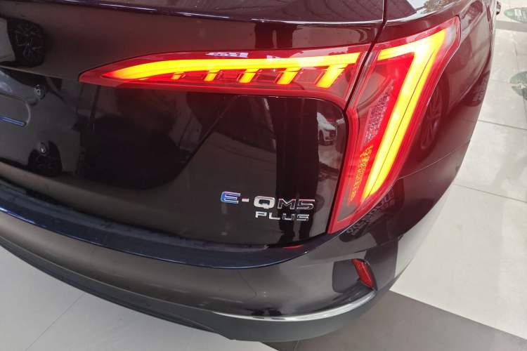 Used Hongqi E-QM5 2024 610 km PLUS
