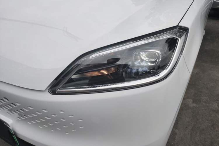 Used Wuling Hongguang New Energy 2025 Extended-Range Hybrid 50 km Utility Version