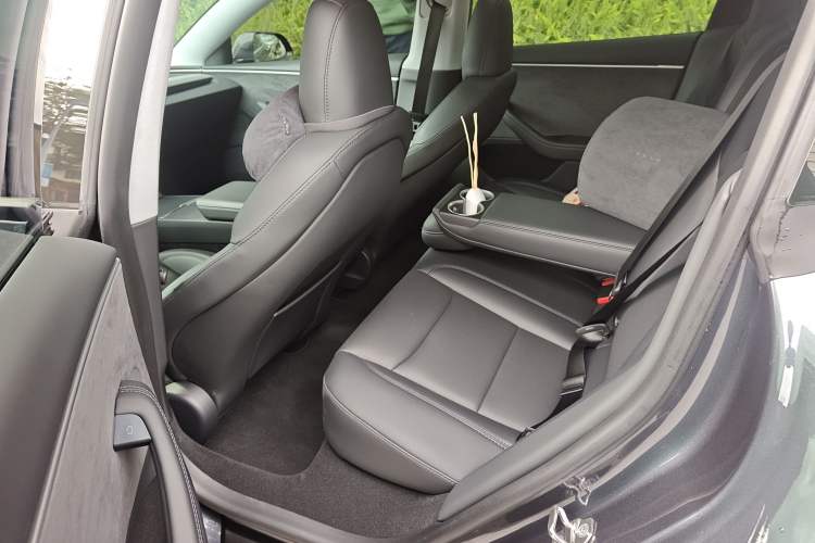 Used Tesla Model 3 2023 Long-Range All-Wheel-Drive Version