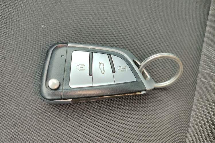 Used Ford Focus 2017 Hatchback 1.6L Automatic Comfort Plus SmartDrive Edition Vehicle Key