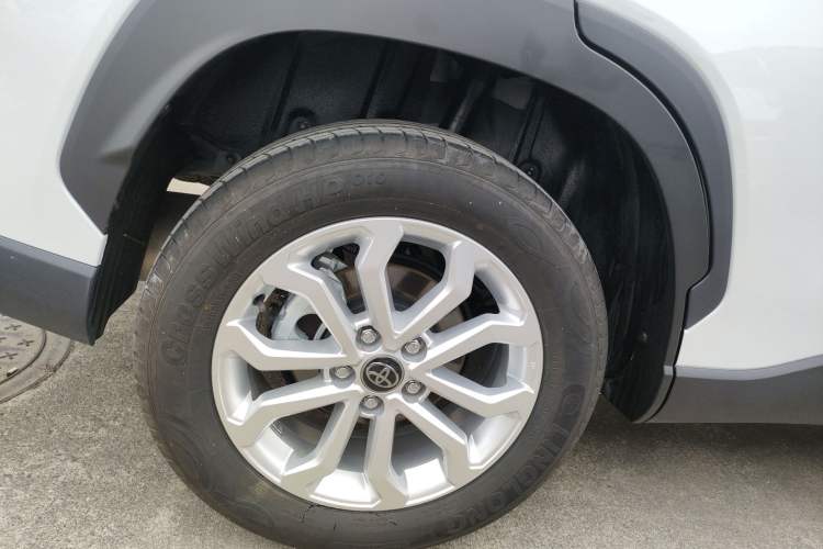 Used Toyota FRONTLANDER 2024 2.0L CVT Elite Edition
