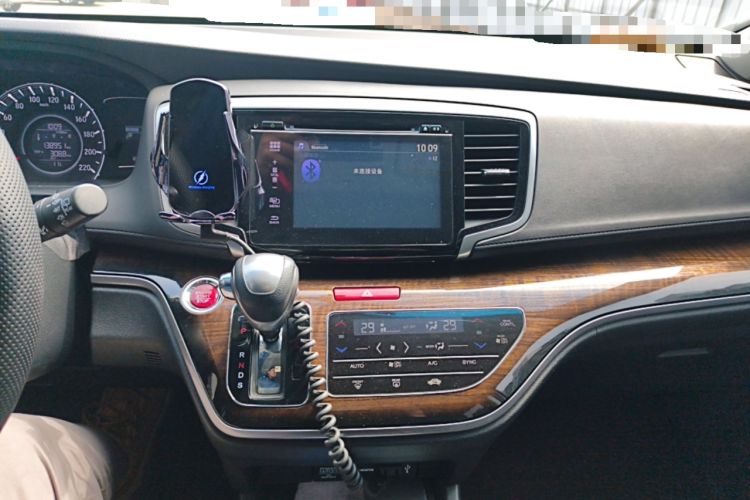 Used Honda Odyssey 2017 2.4L Smart Edition Audio And AC Panel