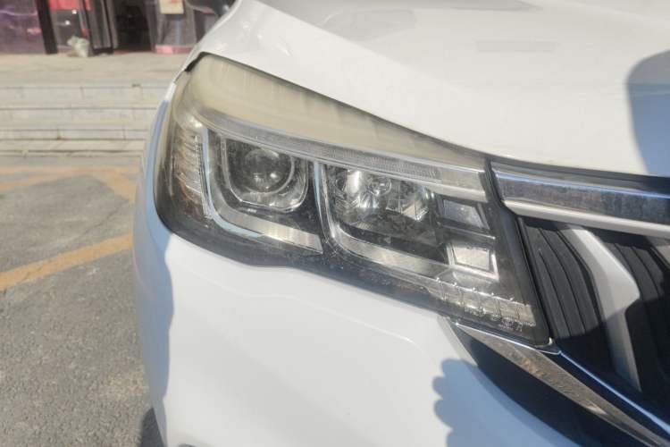 Used Brilliance V3 2017 1.5L Manual Smart Model