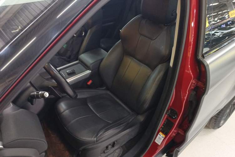 Used Land Rover Range Evoque 2017 2.0T SE Smart Glow Edition Left Front Seat