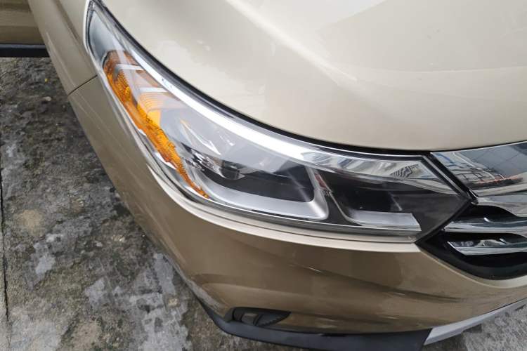 Used GAC Trumpchi GS4 2018 235T Automatic Two-Wheel Drive Elite Edition Right Front Headlight