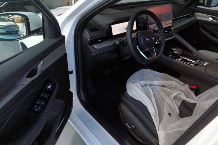 Used Geely Auto Preface 2026 Model Oriental Yao 1.5TD Fuyao Edition Driver Seat