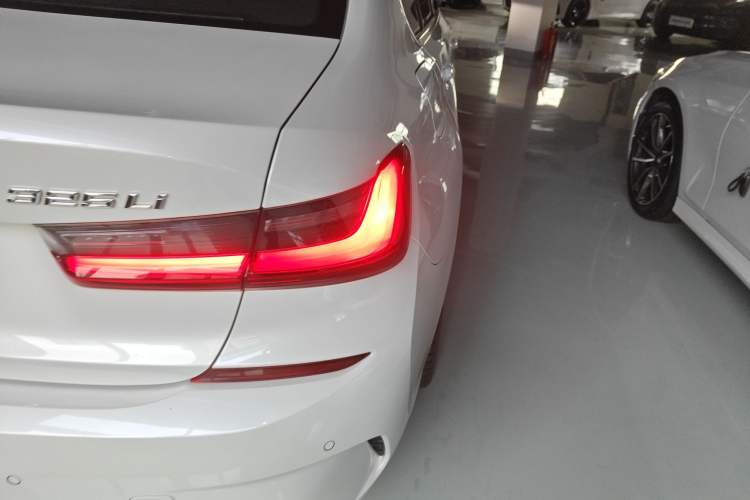 Used BMW 3 Series 2022 Updated 325Li M Sport Package Right Rear Taillight