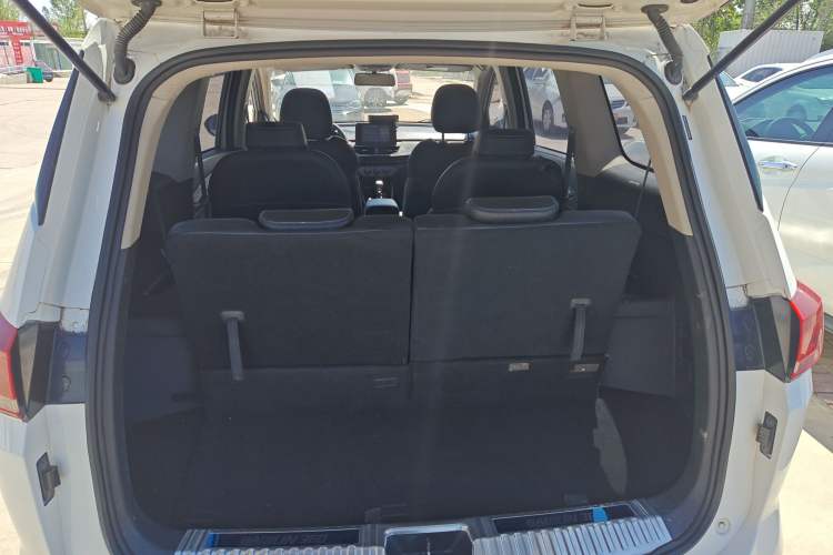 Used Baojun 360 2018 1.5L Manual Elite Version National V Trunk