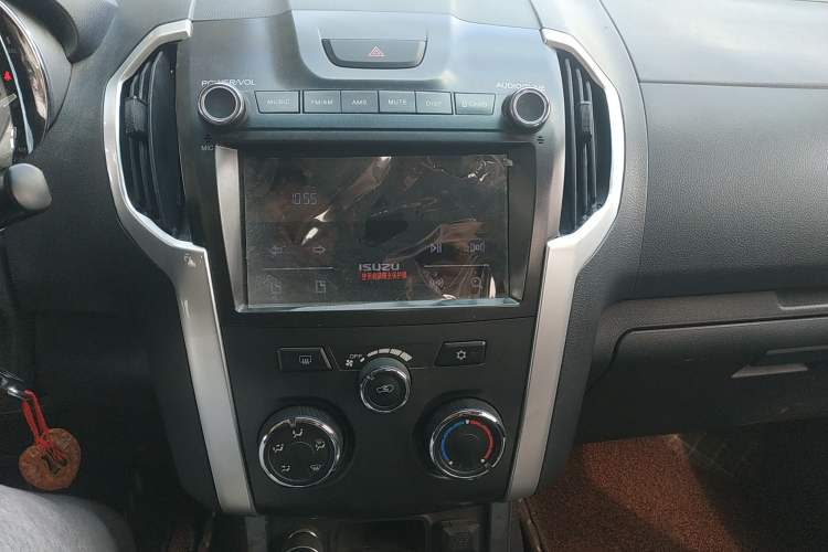 Used Isuzu TAGA 2021 3.0T Diesel Manual Two-Wheel Drive Value Edition Long Wheelbase 4KH1CT6H1