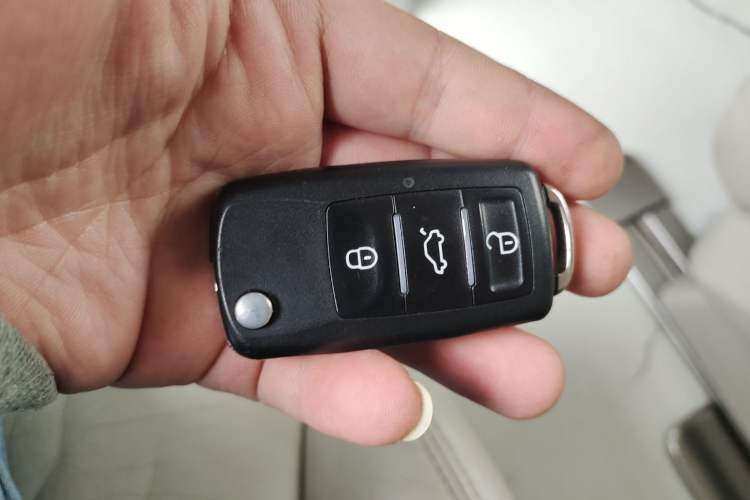 Used Buick GL8 2022 Land Cruiser Executive Class 652T Comfort Model