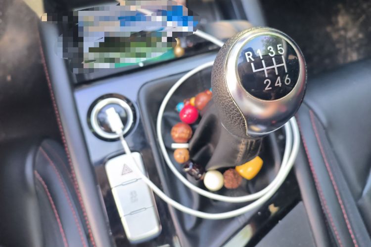 Used SOL A5 2021 1.5T Manual Luxury Version Gear Lever