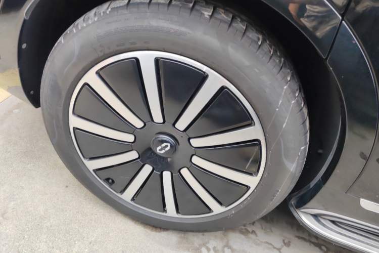 Used Hima AITO M9 2024 All-Electric Ultra Version 100 kWh 5-Seater Model