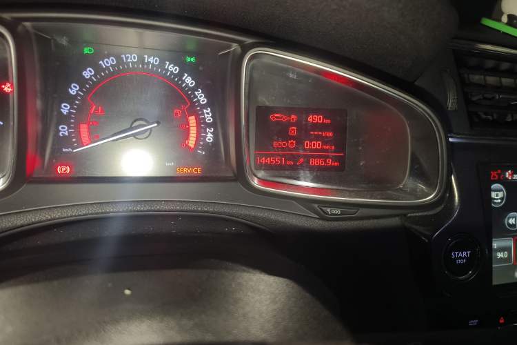 Used DS 6 2014 1.6T Luxury Edition THP160