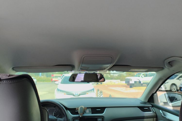 Used Skoda Octavia 2015 1.6L Automatic Yijie Edition