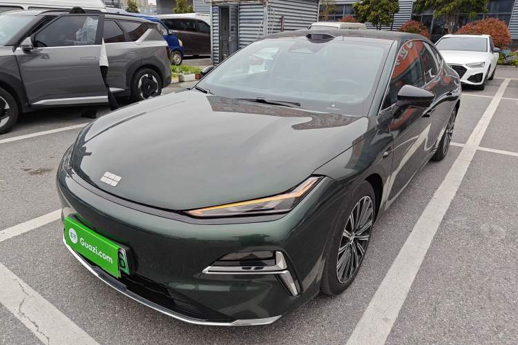 Used Geely Galaxy 8 2025 130km EM-P Starship Edition