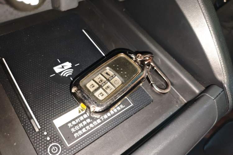 Used Honda Elysion 2022 2.0L eHEV Luxury Edition