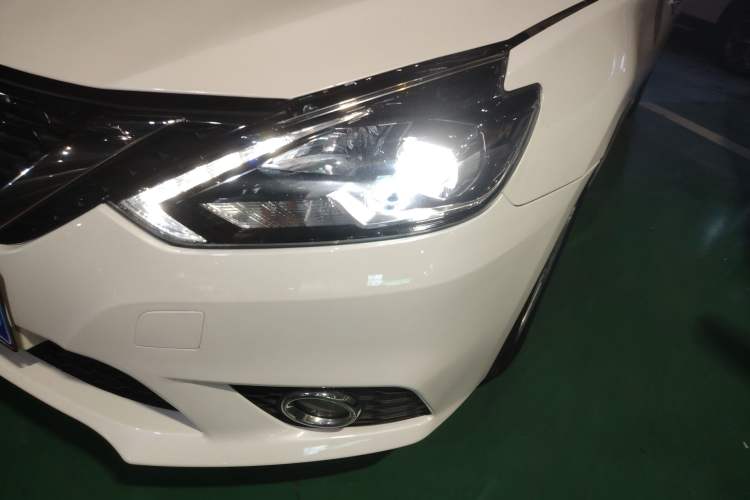 Used Nissan Sylphy 2019 1.6XV CVT Smart Connect Luxury Edition China VI Standard Left Front Headlight