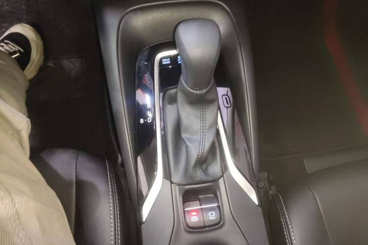 Used Toyota Corolla 2021 Dual-Motor 1.8L E-CVT Elite Edition