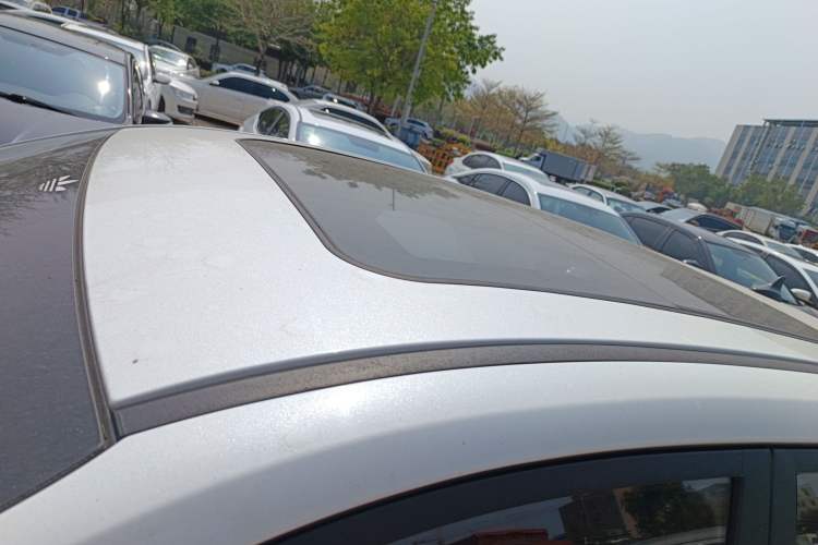 Used CHANGAN OSHAN X5 PLUS 2023 1.5T DCT Excellence Edition Roof