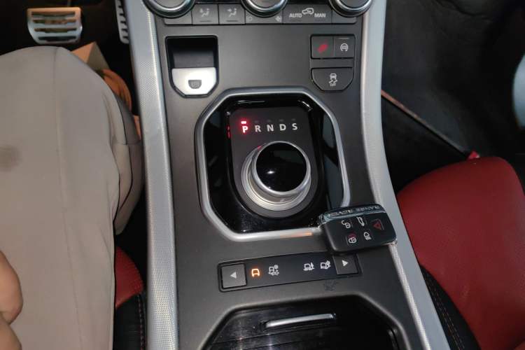 Used Land Rover Range Rover Evoque 2014 2.0T 5-Door Ignite Edition
