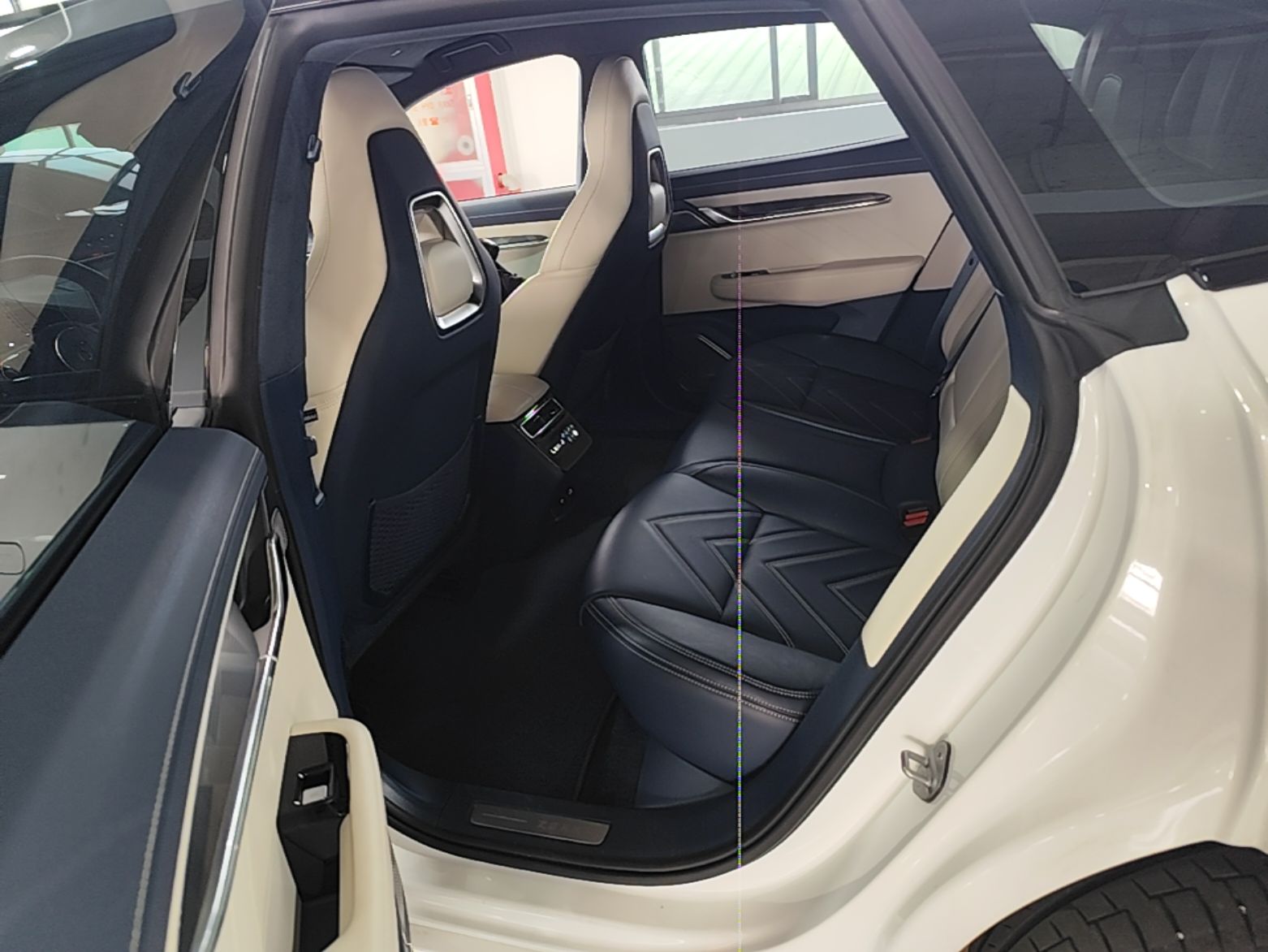 Zeekr 001 2023 ME Edition 100 kWh — снимка 20