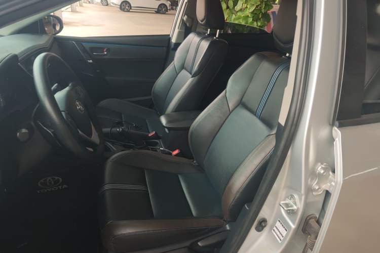 Used Toyota Levin 2018 Dual-Engine 1.8H GS-V E-CVT Prestige Version China VI Standard
