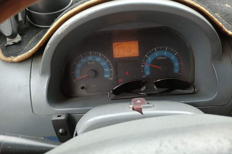 Used Dongfeng Xiaokang V27 2011 1.3L Standard Version BG13-20 Instrument Cluster