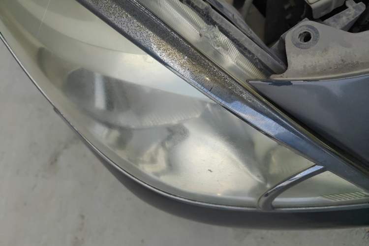 Used Nissan Sunny 2011 1.5XL Manual Deluxe Edition Right Front Headlight