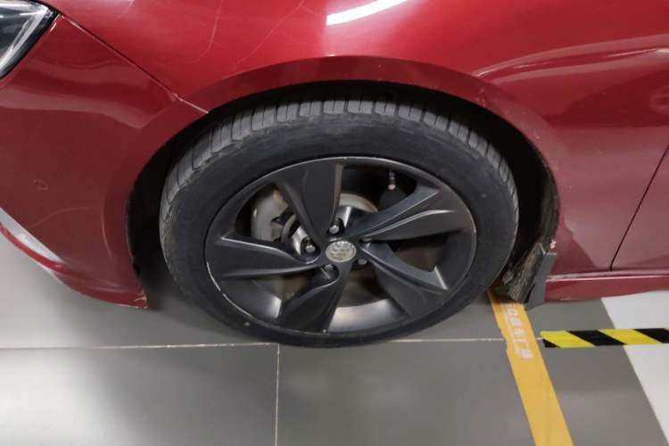 Used Buick Regal 2017 GS 28T Luxury Model