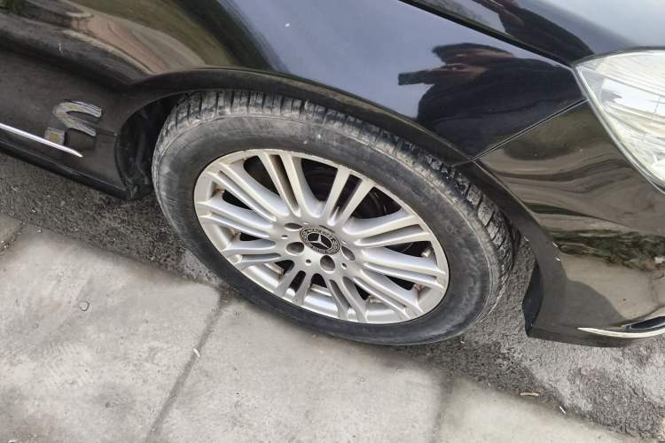 Used Mercedes-Benz E-Class 2013 E 260 L CGI Elegant Model
