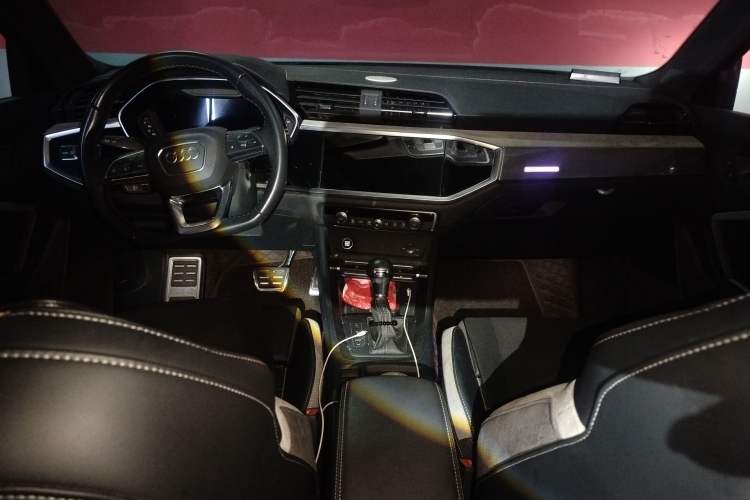 Used Audi Q3 2024 35 TFSI Fashion Dynamic Edition
