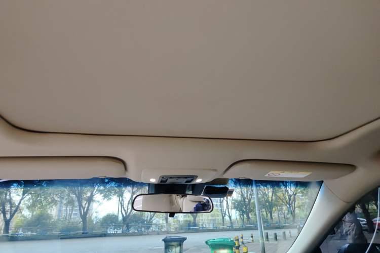 Used Toyota Camry 2018 Dual-Engine 2.5 HG Luxury Edition
