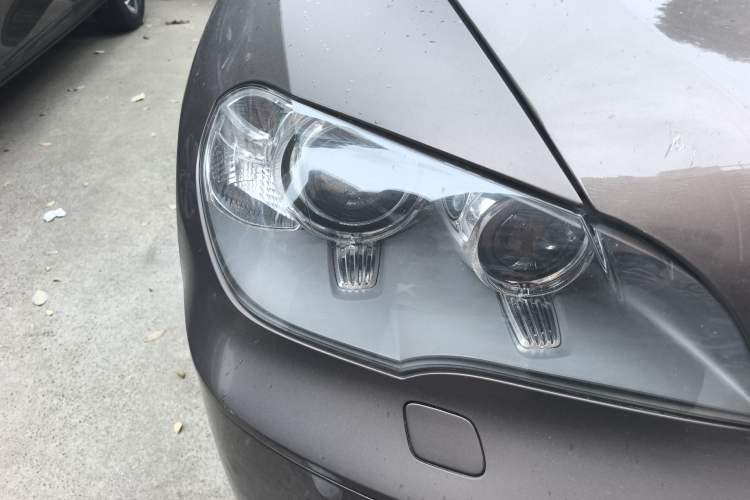 Used BMW X5 2011 xDrive35i Leading Model Right Front Headlight